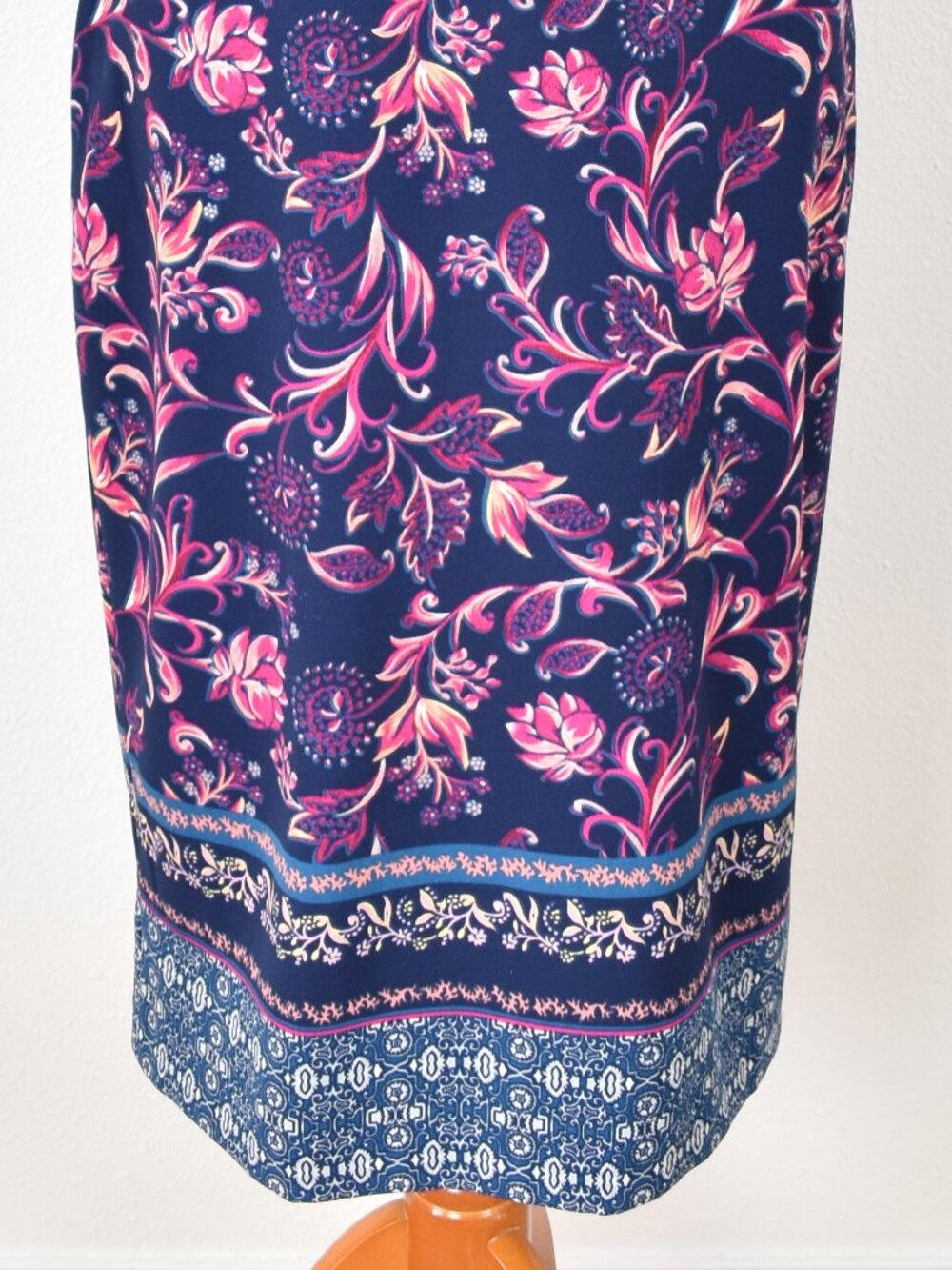 Maggy London Floral Sheath Midi Dress - 14 - Picture 3 of 10